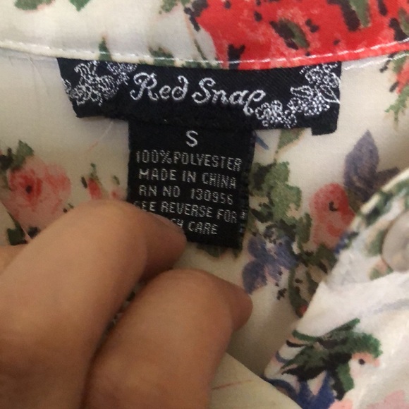 Sheer floral button up blouse - Picture 3 of 3